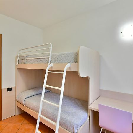 Jane E Jolie Holiday Home Private Swimming Pool 발브로나 외부 사진