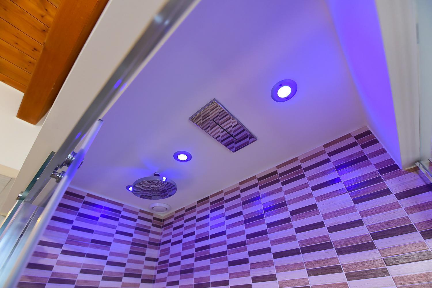 Jane E Jolie Holiday Home Private Swimming Pool 발브로나 외부 사진