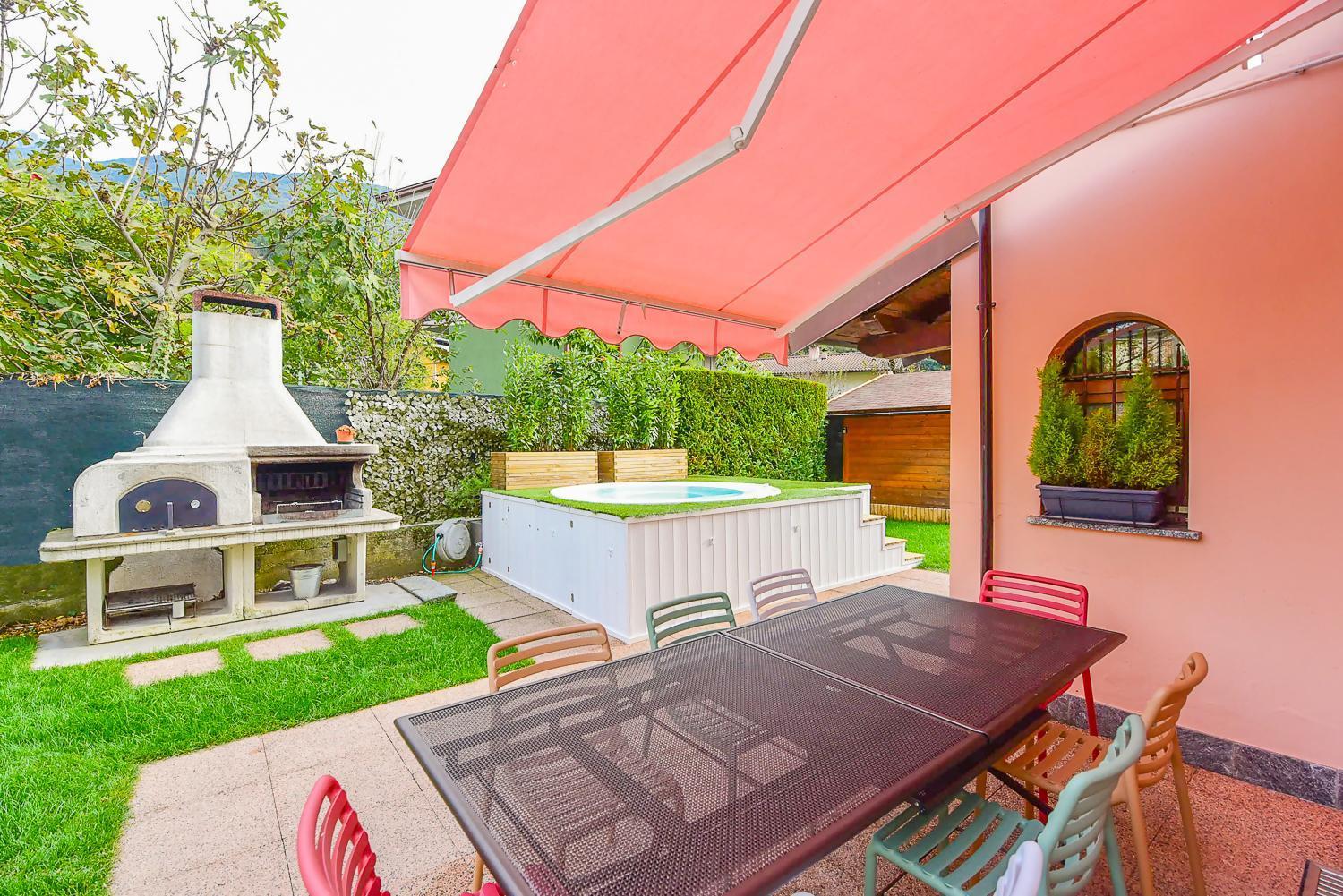 Jane E Jolie Holiday Home Private Swimming Pool 발브로나 외부 사진